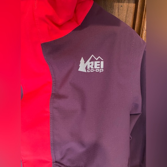 Rei Kid's Purple and Red Hooded Jacket - Picture 3 of 5